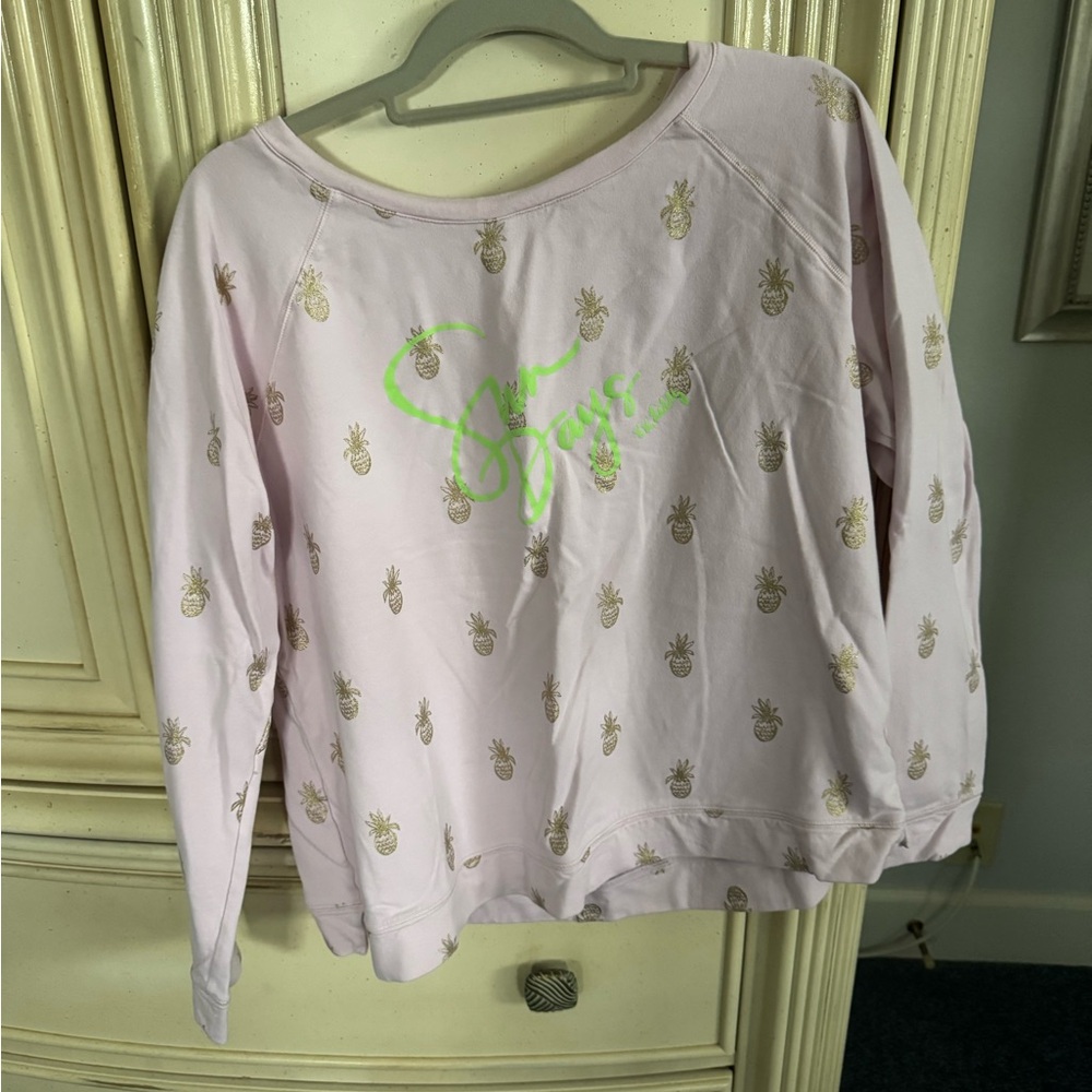 Lilly Pulitzer sweatshirt size XL “Sunny Days”